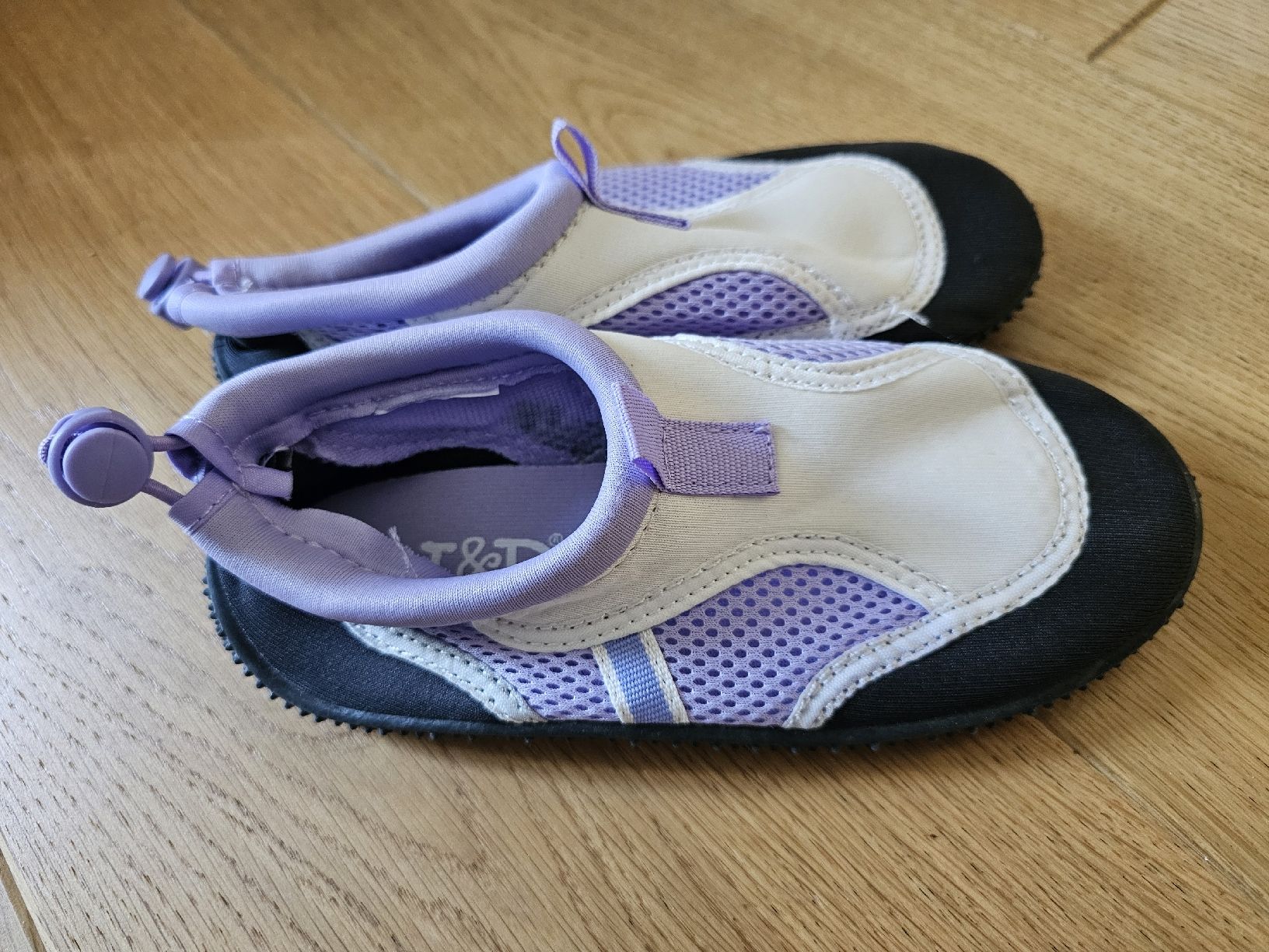Scarpe da uomo: Badeschuh – Usato da Basel venduto da vel_w2tr