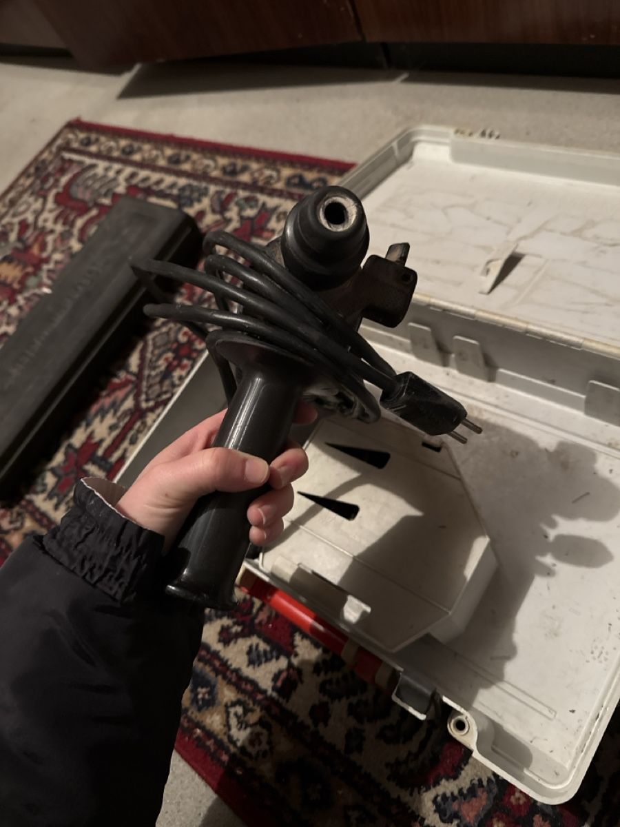 Bosch Tutti gli attrezzi: Bosch UBH 2/20 RLE Bohrhammer – Usato da Rapperswil BE venduto da yar_l85r 2