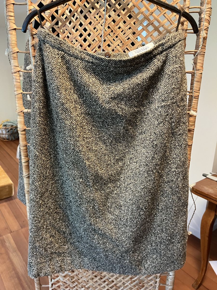Max Mara Gonne: Jupe Max Mara Grösse 42 – Usato da Erlinsbach SO venduto da anna-dc 1