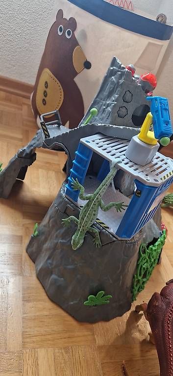Giocattoli: Dino Vulkan Schleich – Usato da Zürich venduto da daniel.hess82 1