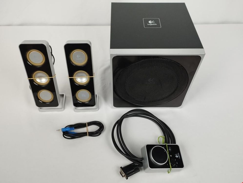 LOGITEC PC-Lautsprecher mit Subwoofer aktiv (Gebraucht) in Schübelbach ...
