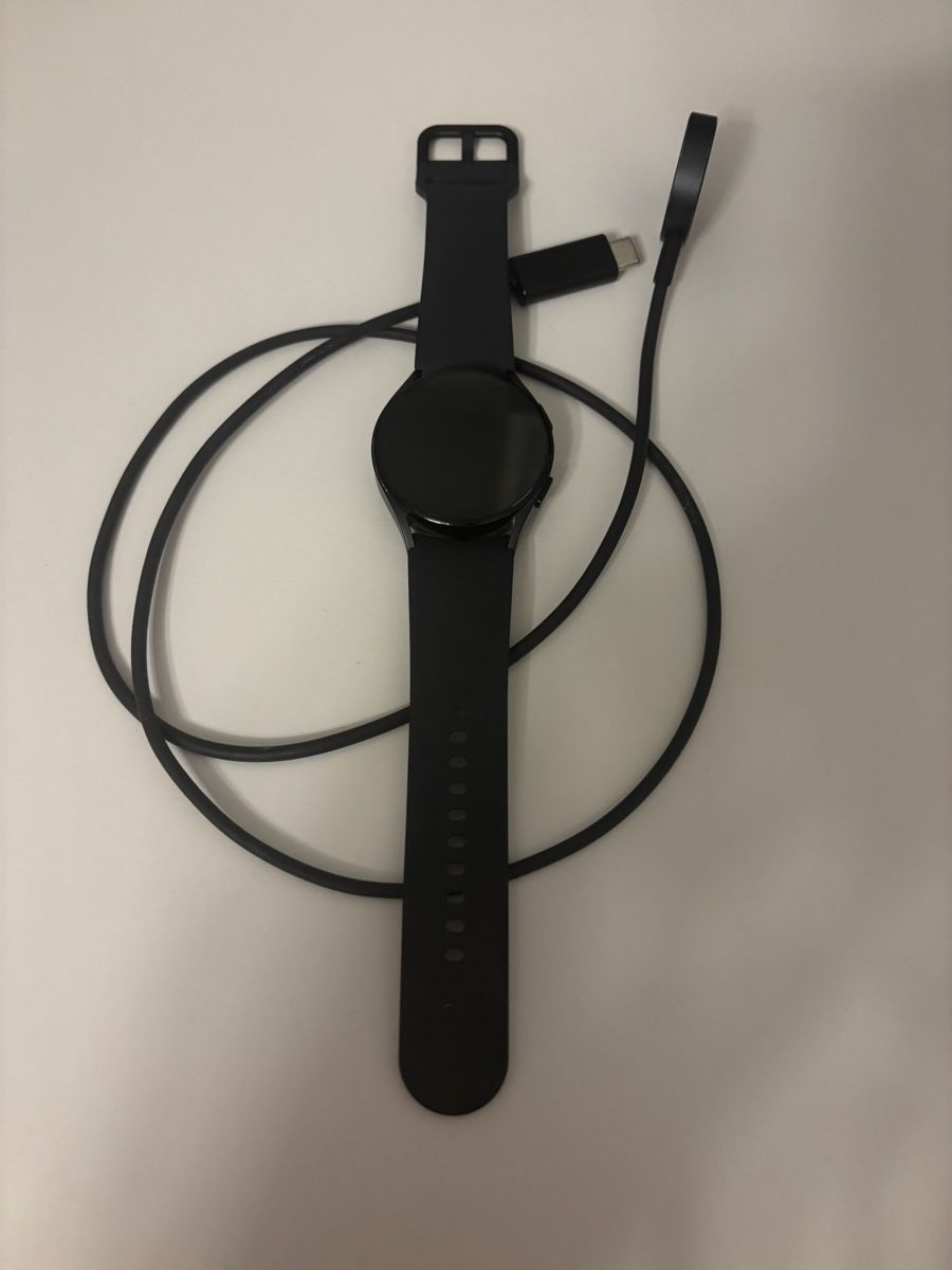Samsung Smartwatch: Samsung Galaxy Watch 5 – D'occasion à Zürich par Bettina032