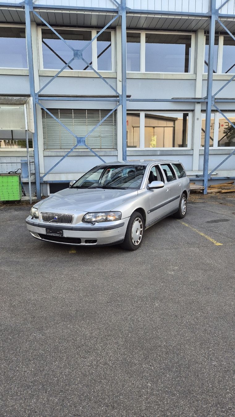 Volvo Automobili: Volvo V70 2.4T Ab 1.- – Usato da Höchstetten venduto da Kurt_vom_dorf