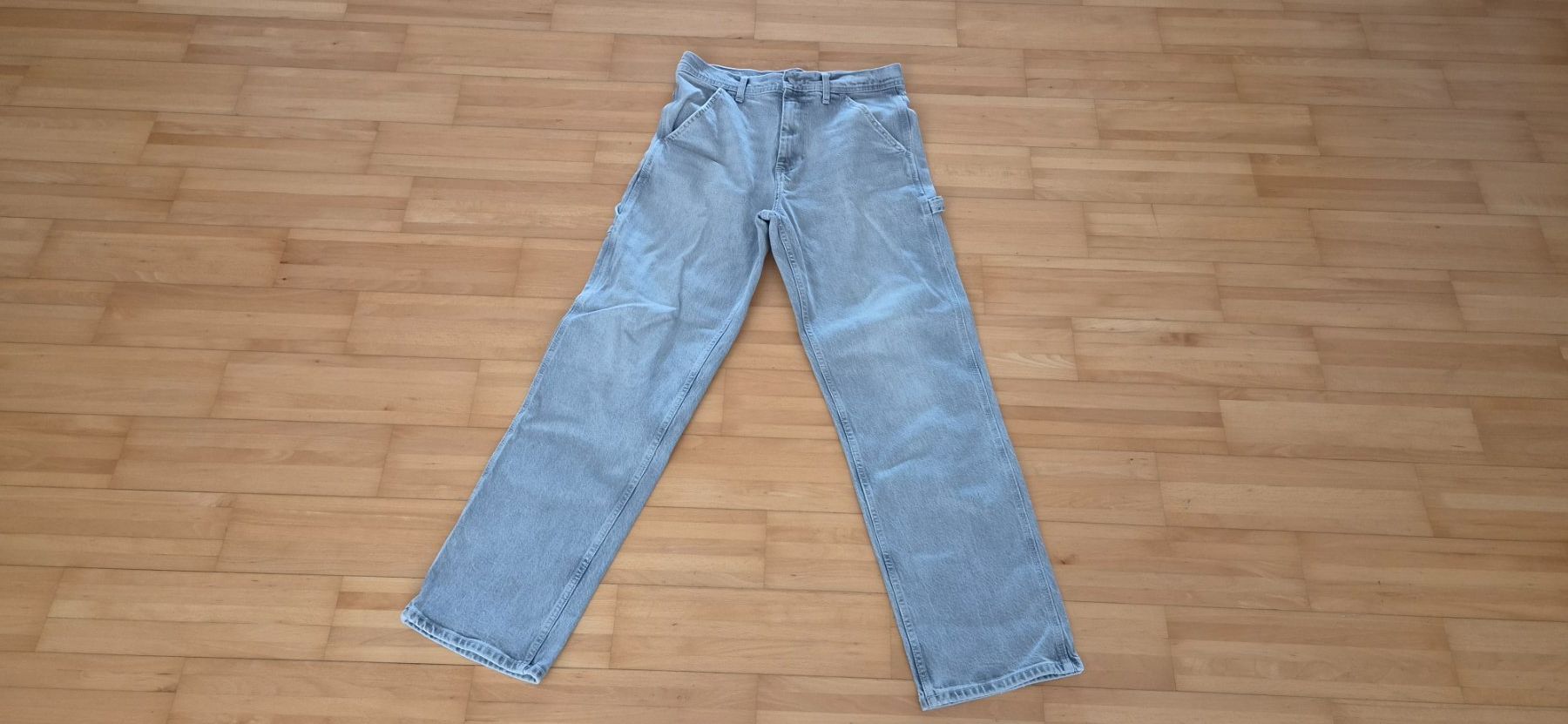 Zara Jeans: Zara hellgraue Jeanshose Herren - Gr. 38 – Usato da Kollbrunn venduto da Bobibau