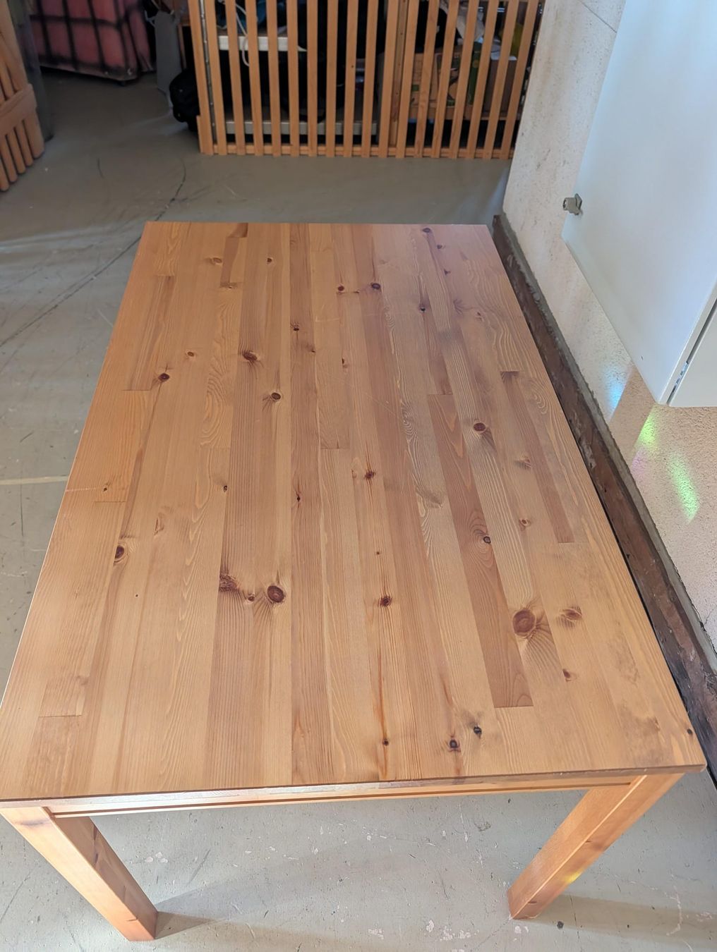 Ikea Tavoli: IKEA HÄGERNÄS Esstisch Antikbeize Kiefer – Usato da Rieden SG venduto da FrederikJ 1