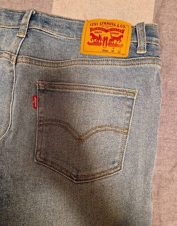 Levi's Jeans: Levis 30/32 Gr. – Gebraucht aus Luzern von maji87