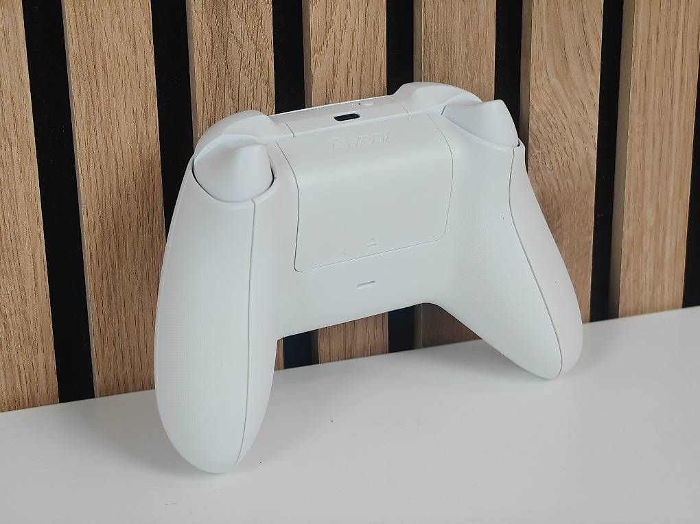 Microsoft Manettes: Xbox Wireless Controller Weiss / Robot White – D'occasion à Seon par mrwolfie 1