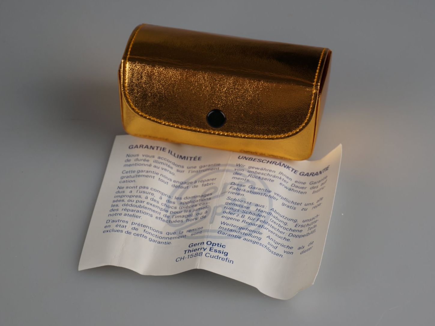 Binocoli: Goldenes Opernglas mit Etui – Usato da Rüti ZH venduto da Restwert_Rueti_ZH 5