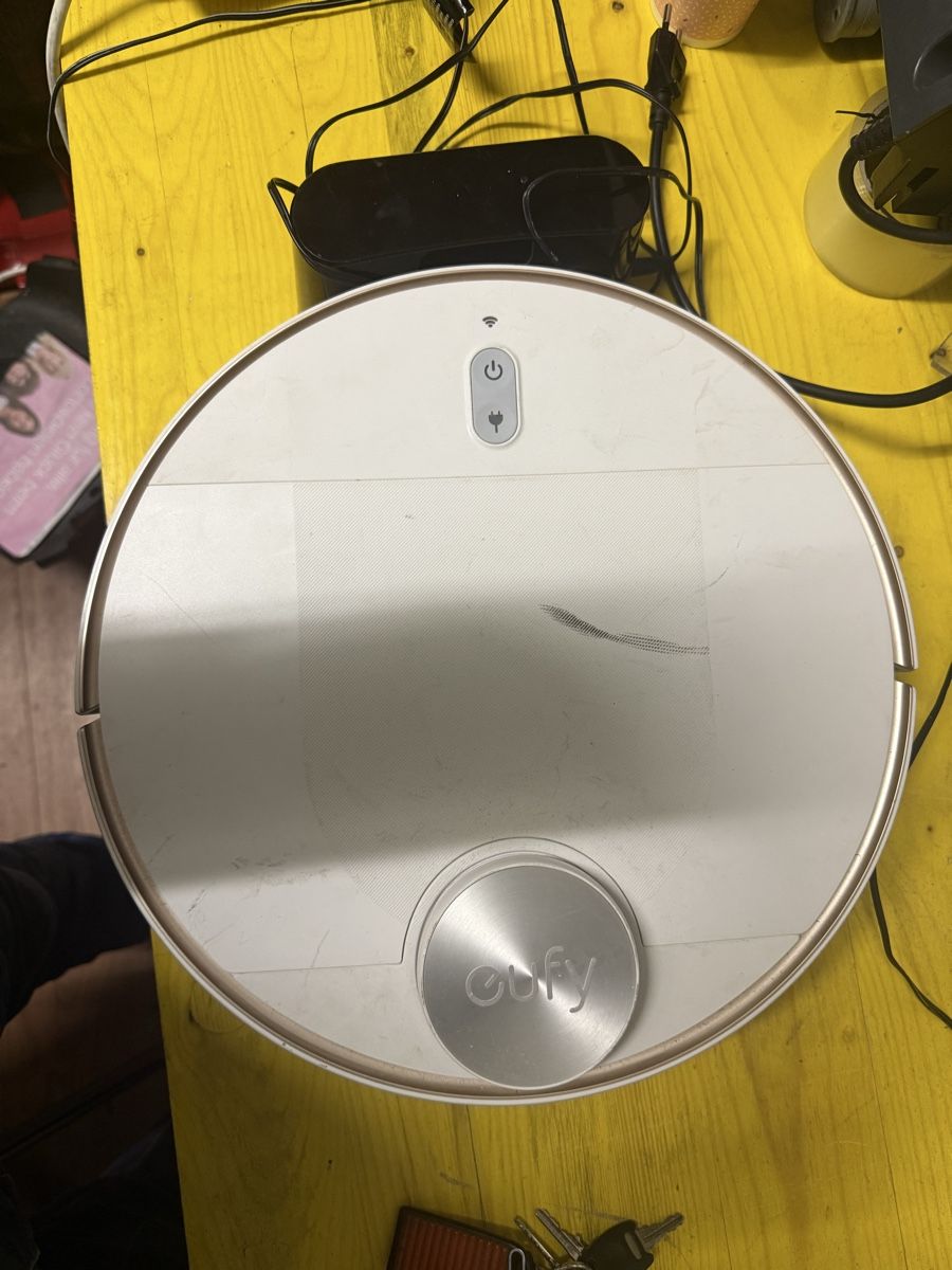 Eufy Aspirapolveri & Accessori: Eufy RoboVac - Saugroboter – Usato da Birsfelden venduto da mah_6yvz 1