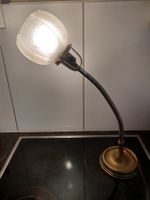 Antike Tischlampe mit Schwanenhals