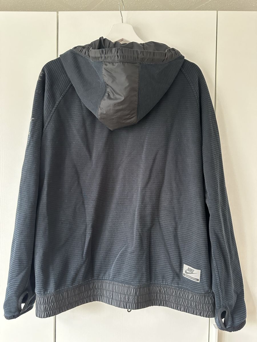 Nike Giacche: Kapuzenjacke von Nike gr. L – Usato da Elgg venduto da KTeek 4