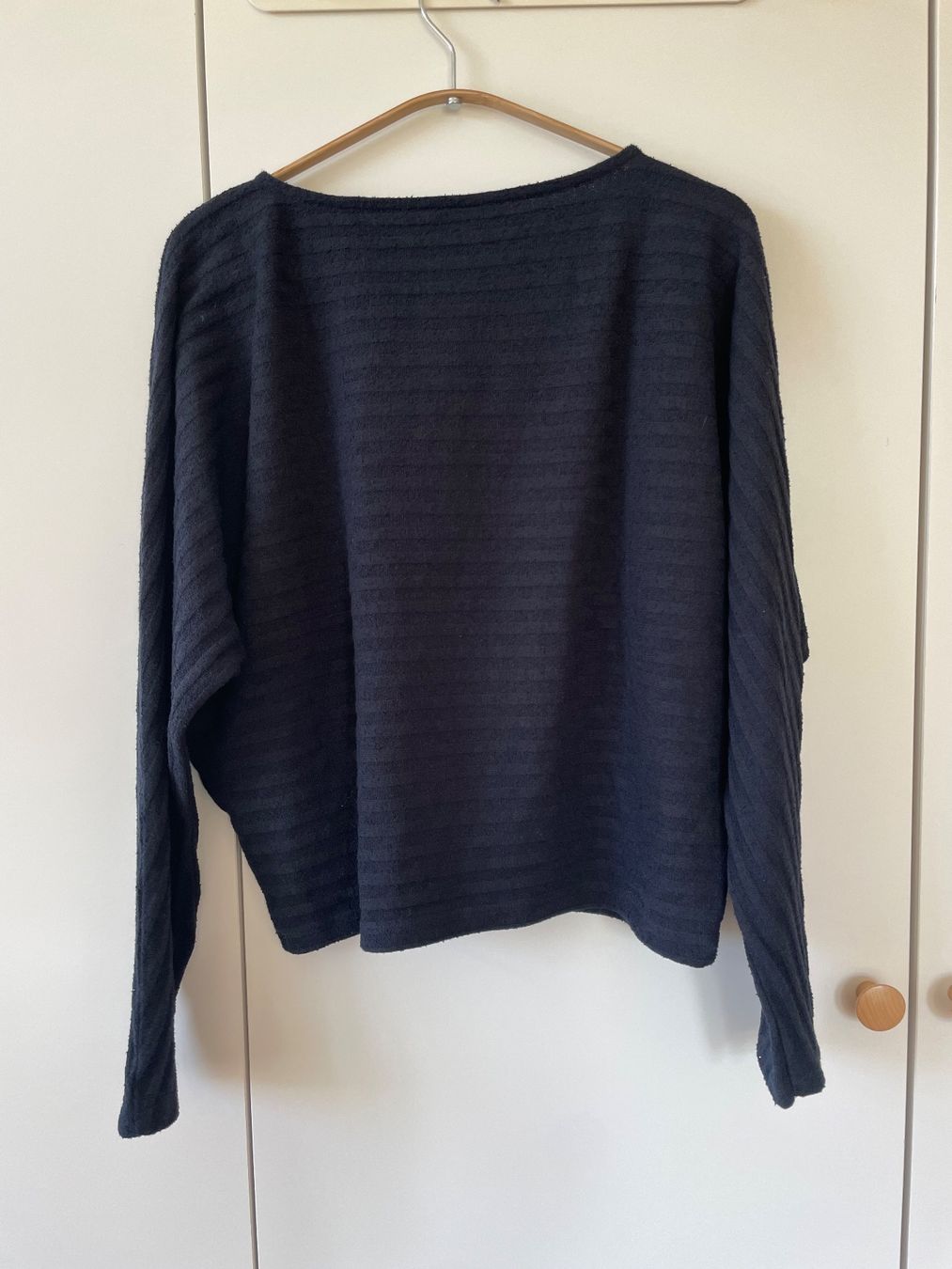 Opus Maglioni & Felpe: OPUS Pullover Feinstrick Dunkelblau, lockerer Schnitt, Gr. M – Usato da Neukirch an der Thur venduto da bee88 3