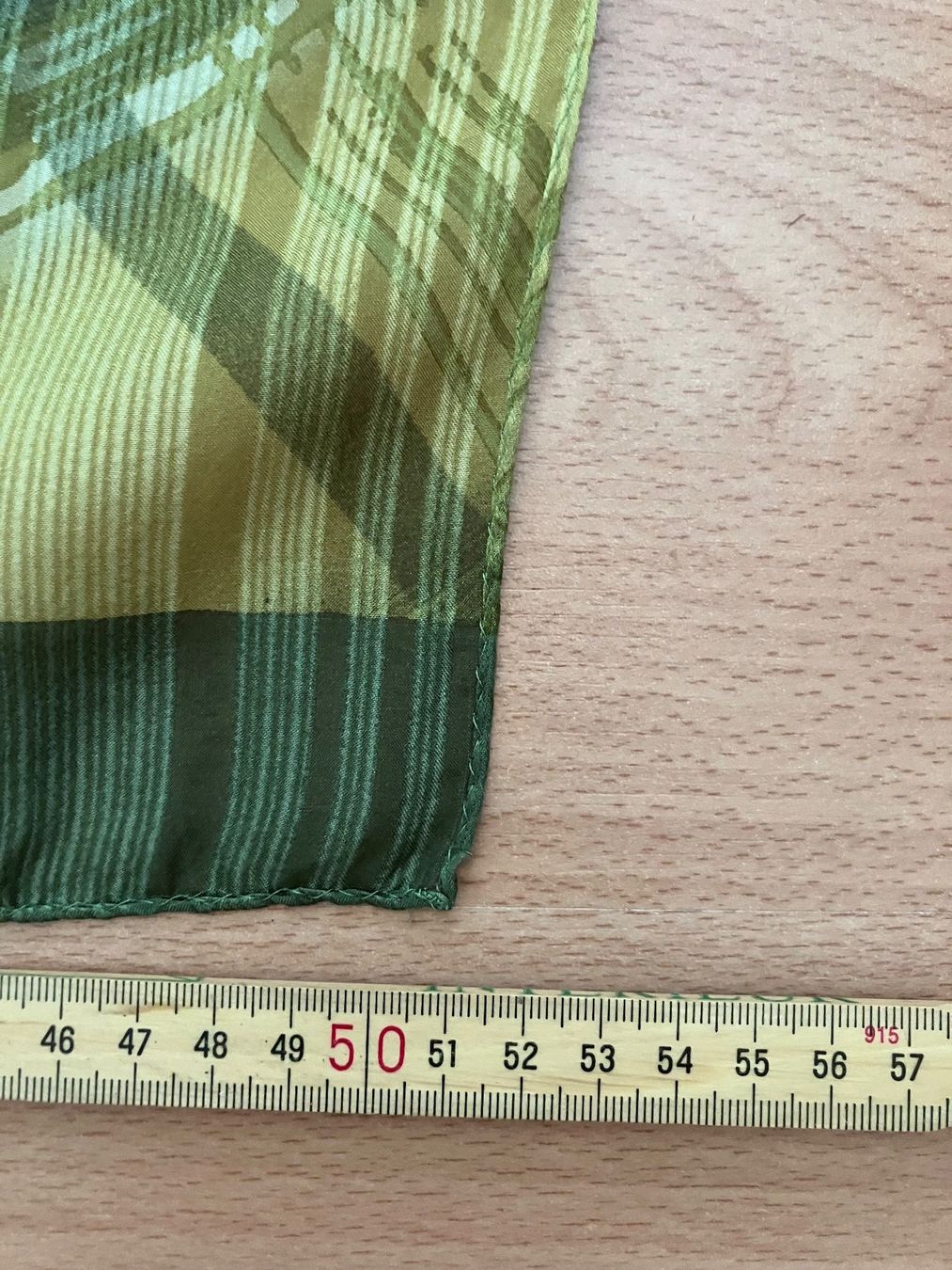 Foulard & Sciarpe: Seide Foulard Schal Grun – Usato da Zürich venduto da Classic_Collection_Zurich 5