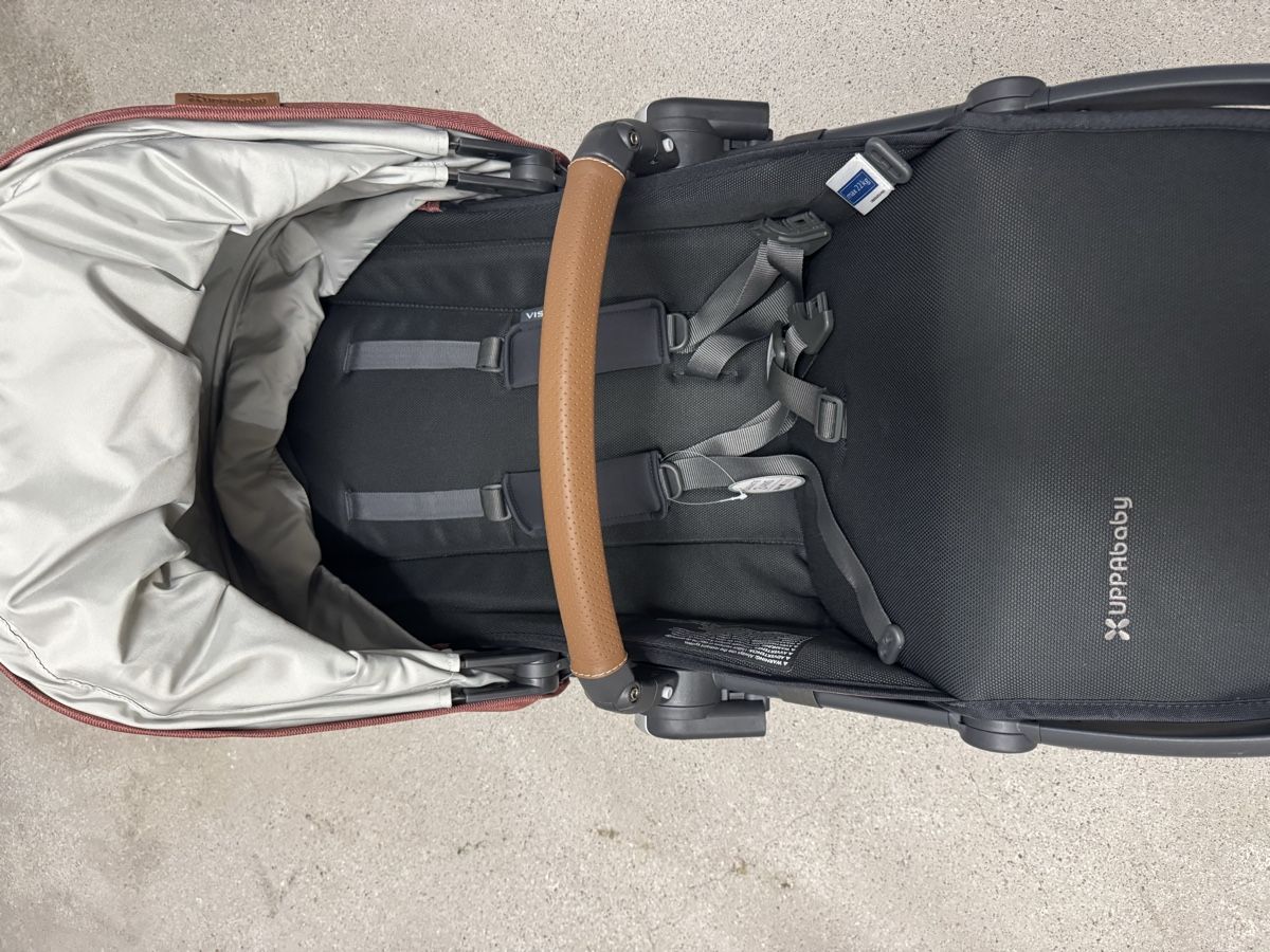 UPPAbaby Kinderwagen: V2 Vista Sitz UPPAbaby – Neu (gemäss Beschreibung) aus Brunnen von and_q99q 1