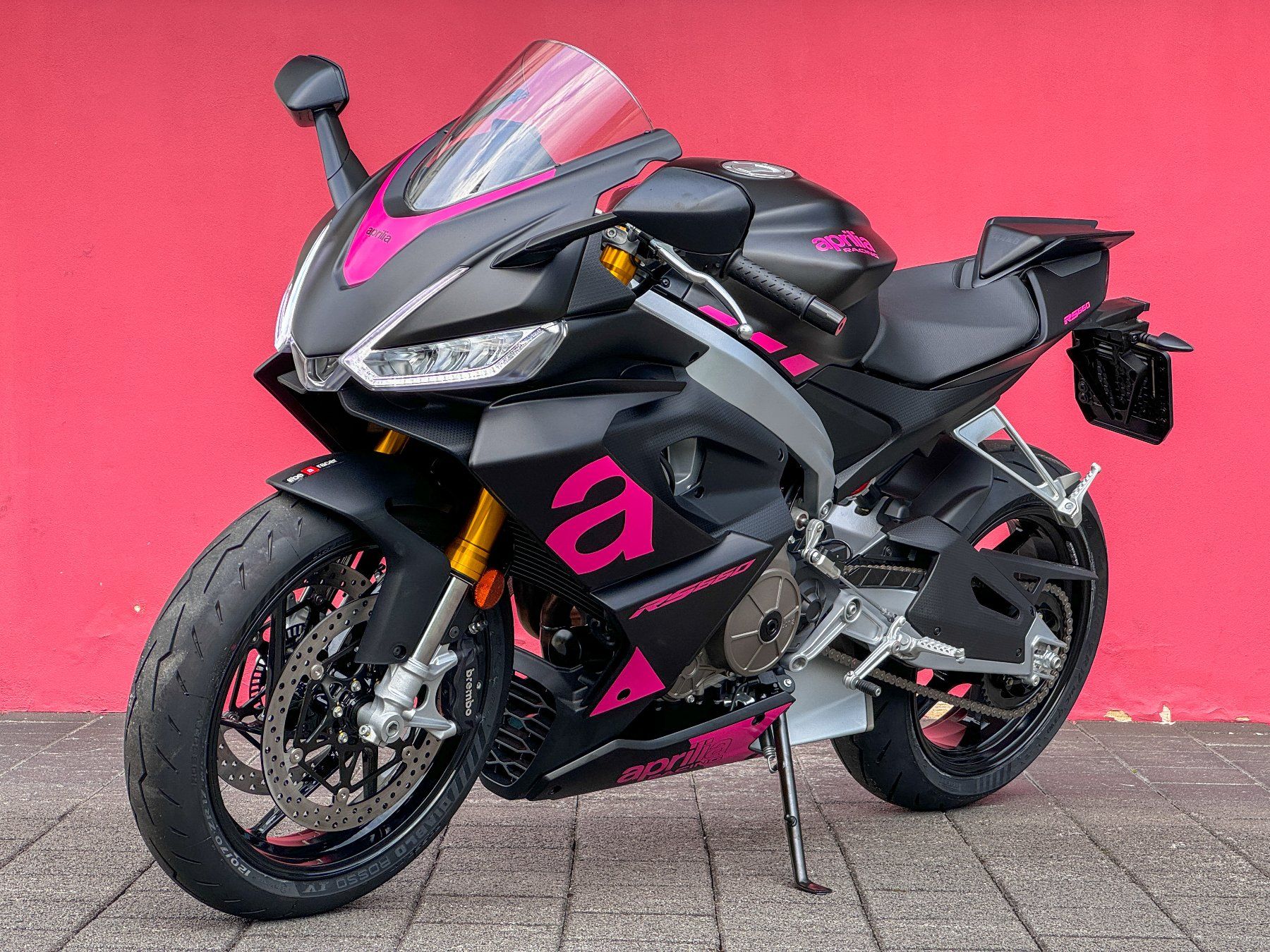 Sticker: Aprilia RS660 Sticker Kit - PINK – Nuovo e nell'imballaggio originale da Meggen venduto da leupimoto 3