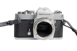 Nikkormat EL Kamera / Analogkamera