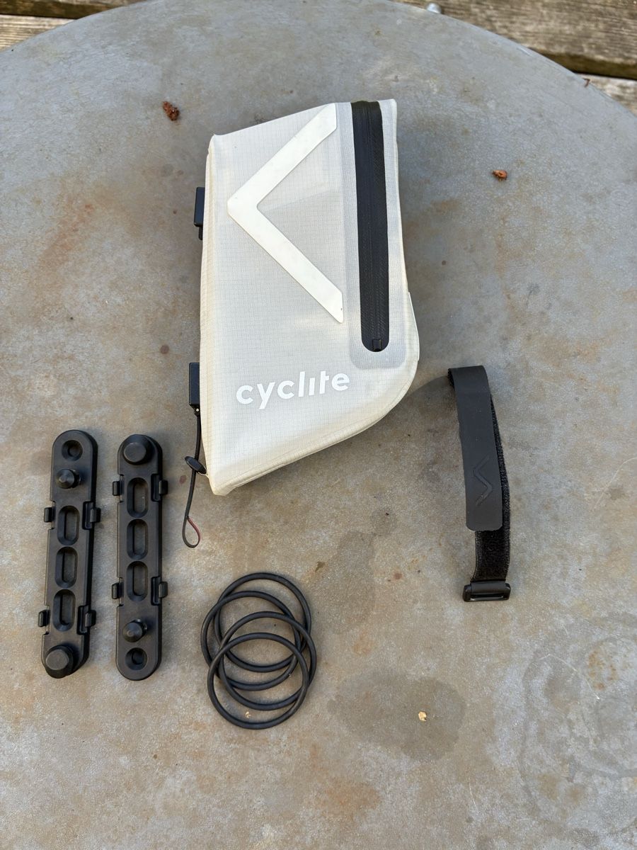 Pièces détachées: Cyclite Satteltasche – D'occasion à Zürich par Alpina10