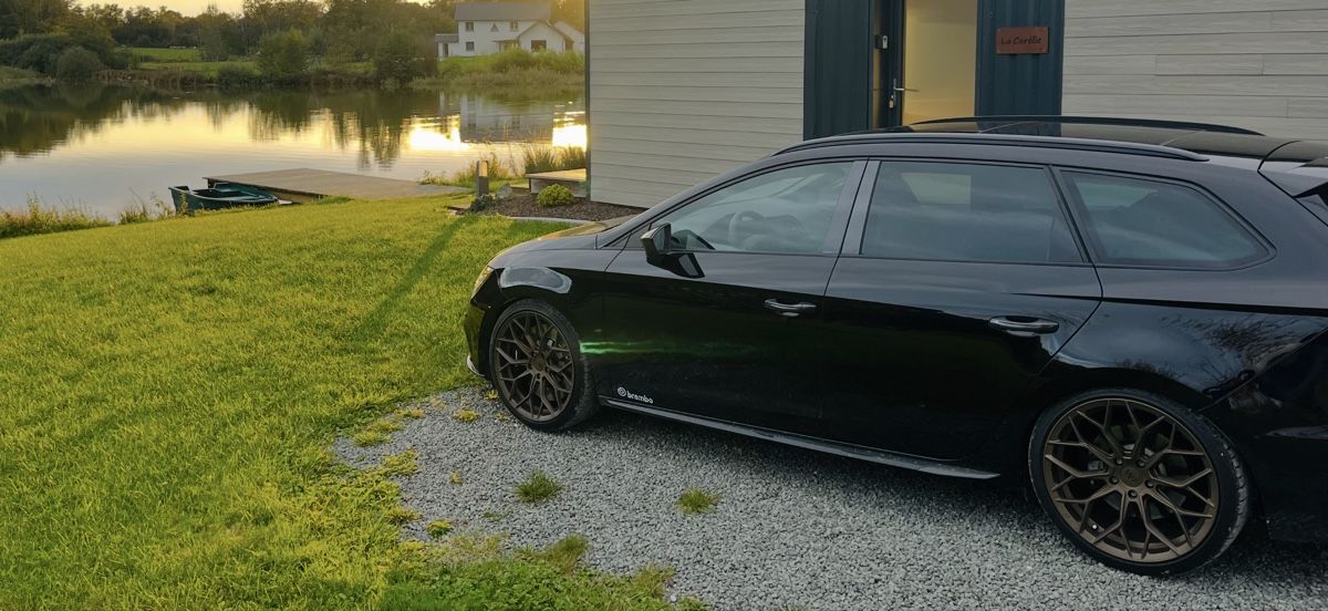 Seat Automobili: Seat Leon Cupra R ST – Usato da Zuchwil venduto da michael9 4