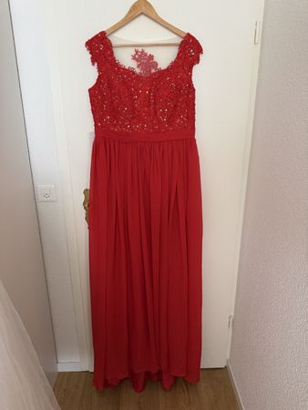 Abendkleid Grösse 42 NEU
