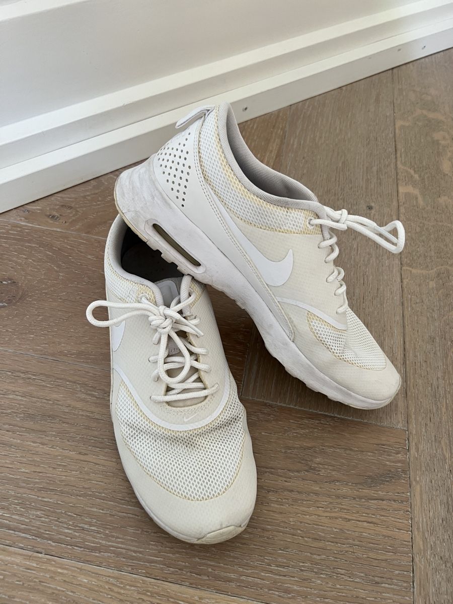 Nike Chaussures femmes: Nike Airforce White 39 – D'occasion à Zürich par Mirouch