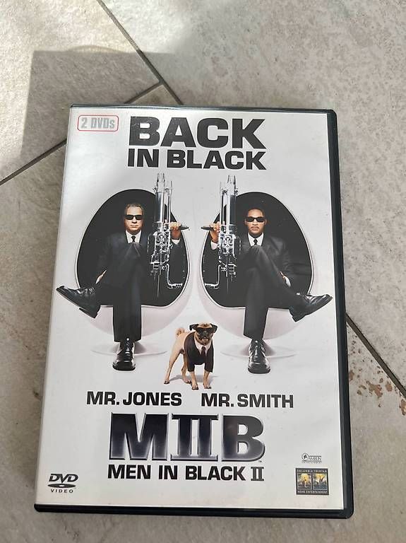 Tutti i DVDs: Men in black Dvd – Usato da Seewen SO venduto da Muggi3