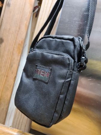 kleine Handy- Dokumenten- Umhänge Reisetasche