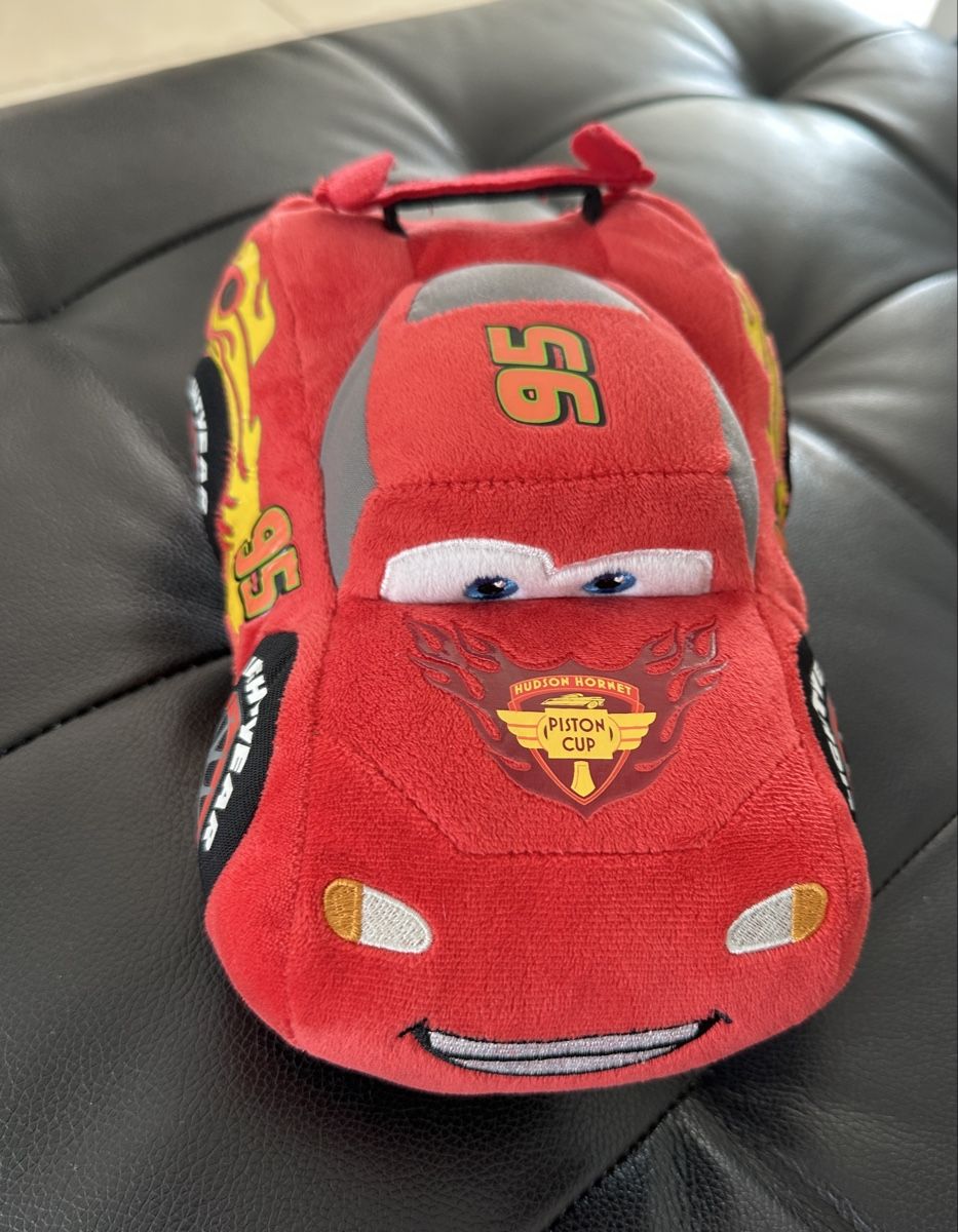 Disney Giocattoli: Lightning McQueen Plüschauto – Usato da Ehrendingen venduto da Panakea
