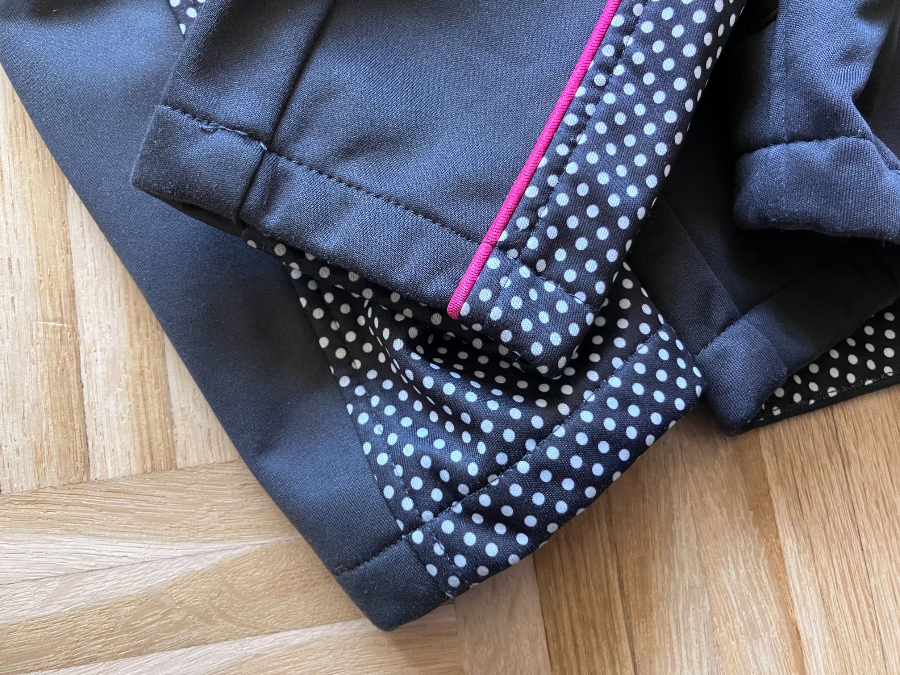 Giacche & Cappotti: Softshelljacke 134/140 anthrazit mit pink – Usato da Brugg AG venduto da salo4me 5