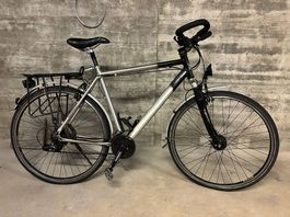 Blacksox Trekkingvelo 28"  Shimano Acera  fahrbereit