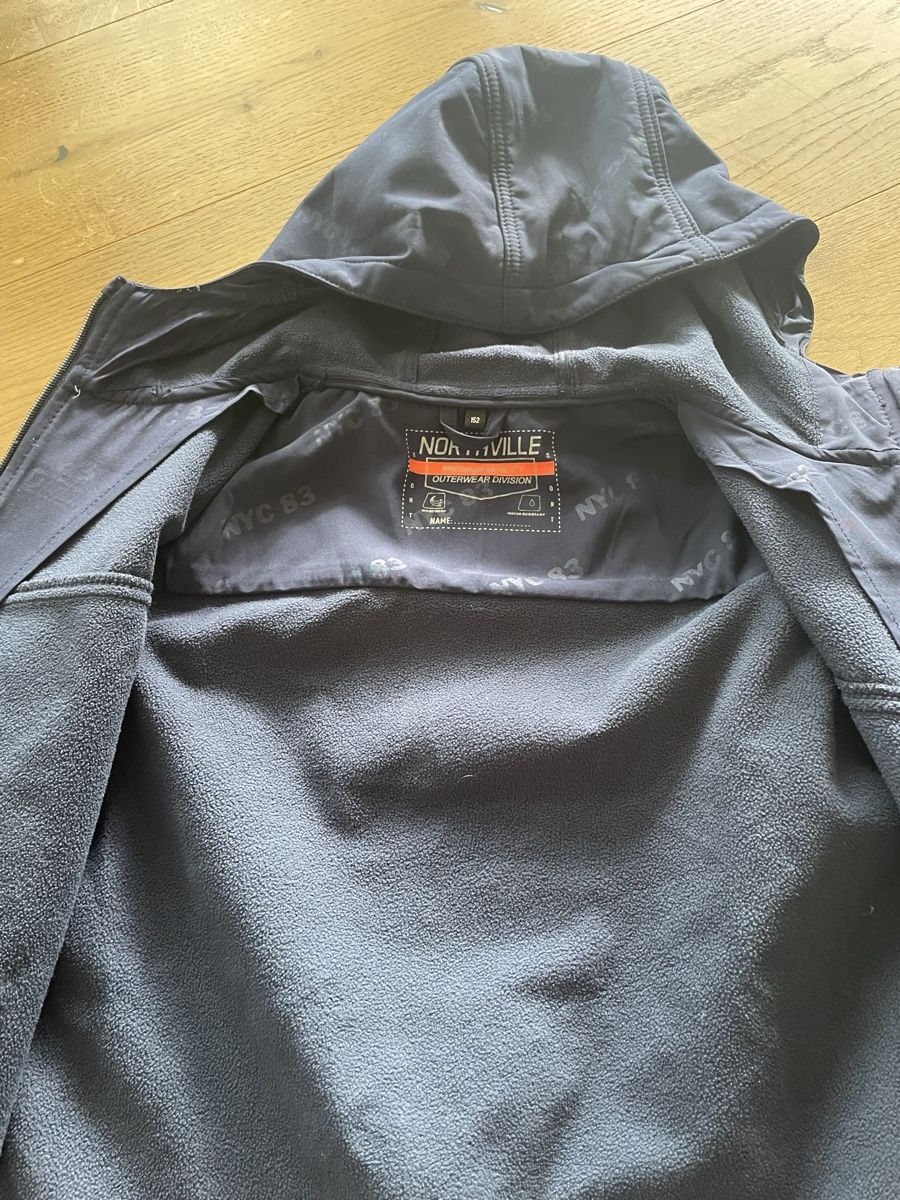 Jacken & Mäntel: Softshelljacke – Gebraucht aus Walchwil von Pirib82 3
