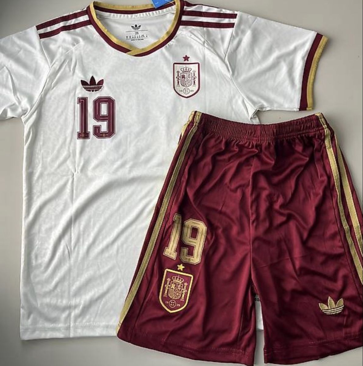 Canottiere & Pantaloni: Lamine Yamal Spanien Trikot – Nuovo e nell'imballaggio originale da Biel/Bienne venduto da Husseinsheikho