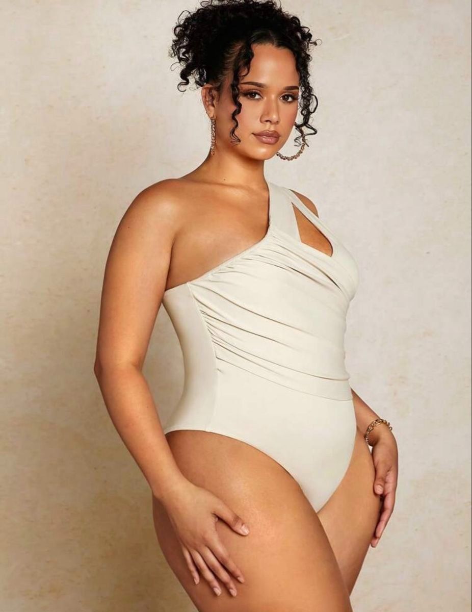 Tops: Schicker Body, One-Shoulder, Grösse 44, beige – Neu und originalverpackt aus Hüttwilen von pinti55 2