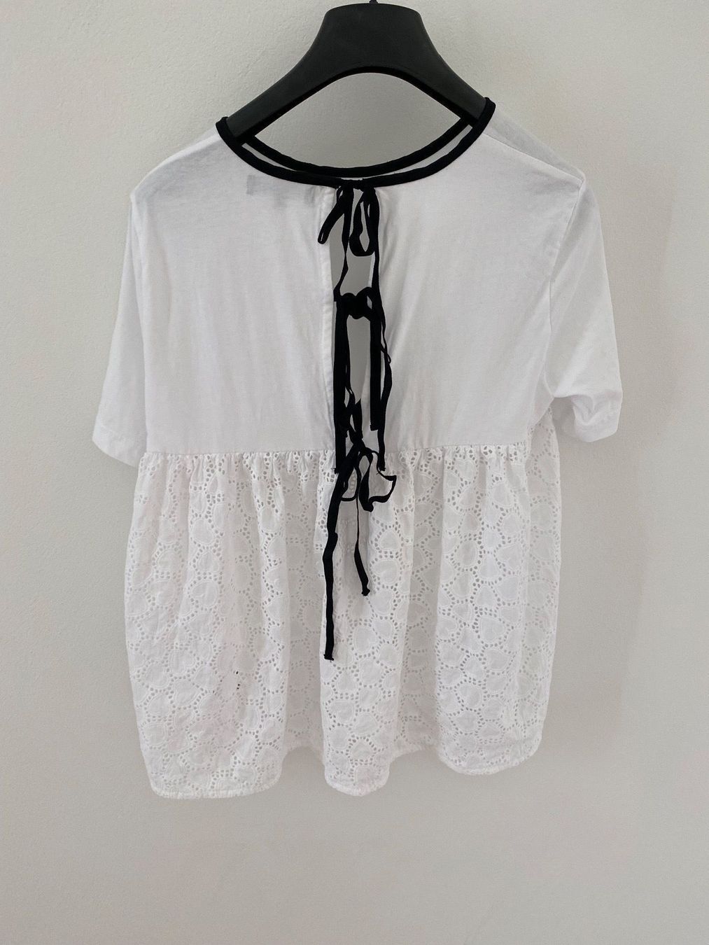 Camicette: Bluse mit Spitze und Bänder,  Markus Lupfer, Grösse S – Usato da Bern venduto da L.I.A. 1