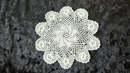 Spitzendeckchen Spitzendeckeli D13 cm Deckeli Weiss