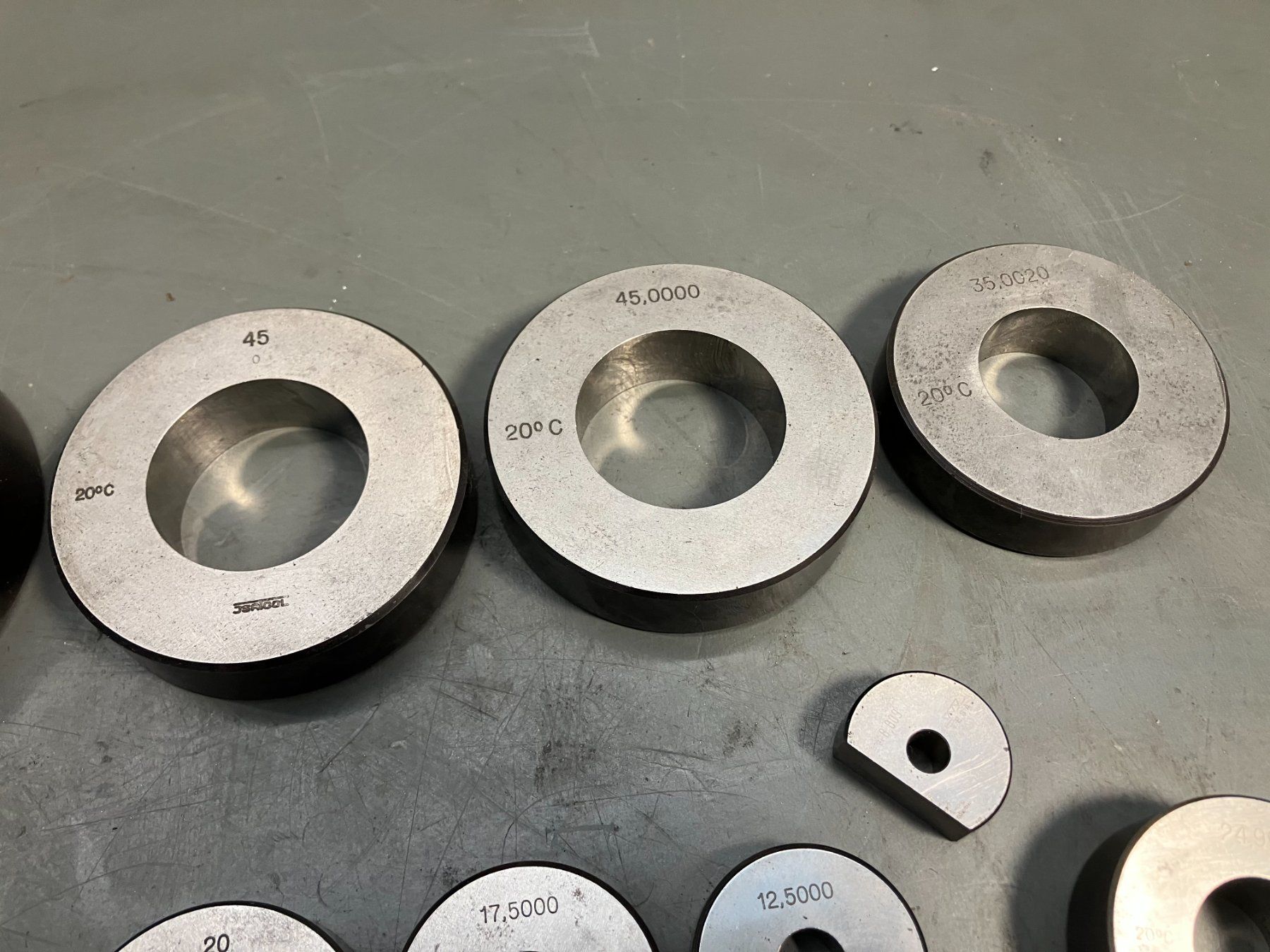 Altro per industria metallurgica: Post. div. Einstellringe/Prüfringe div. Grössen ab 1.- – Usato da Lichtensteig venduto da Buy24International 9