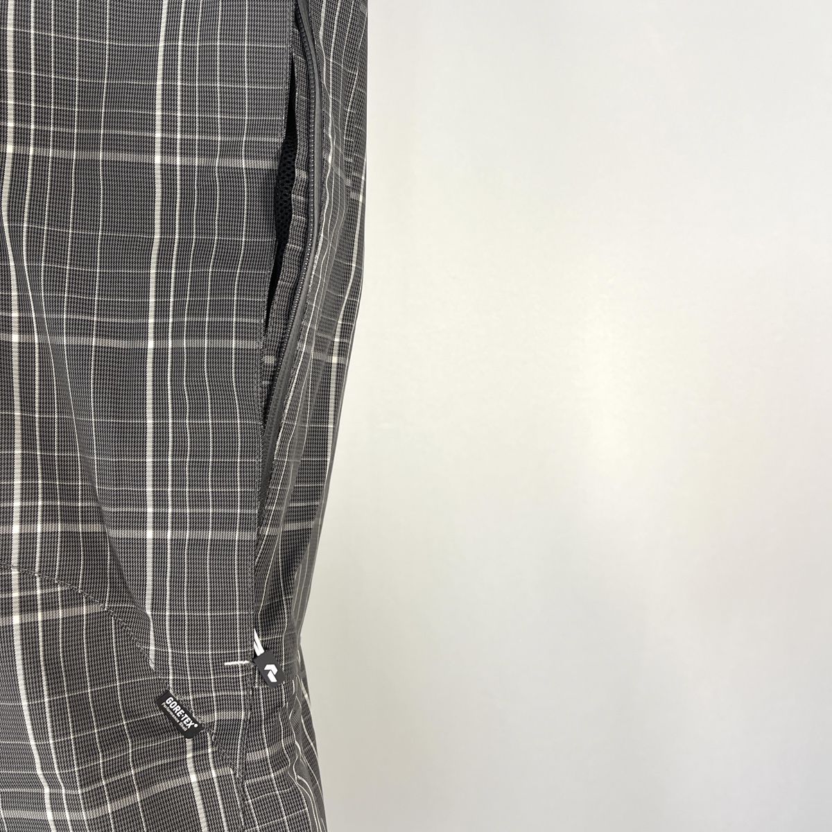 Peak Performance Pantaloni: PEAK PERFORMANCE Gore Tex Pants – Nuovo (secondo la descrizione) da Freienbach venduto da Avviivva_Shop 2