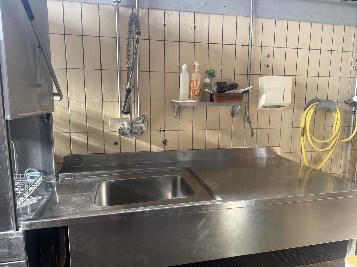 Lavastoviglie: Industrielle Geschirrwaschstrasse GEHRIG Gastro – Usato da Bätterkinden venduto da rip2000 3