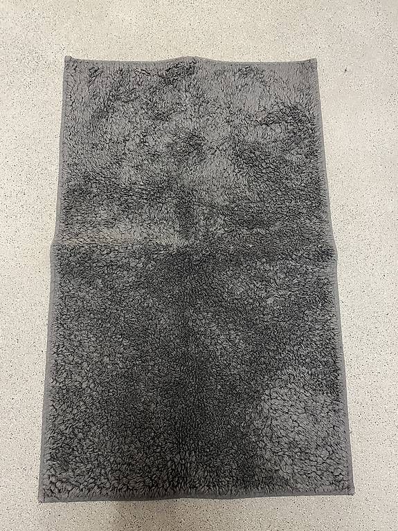 Tapis: Badteppich Grau  – D'occasion à Altdorf UR par tho_59kk