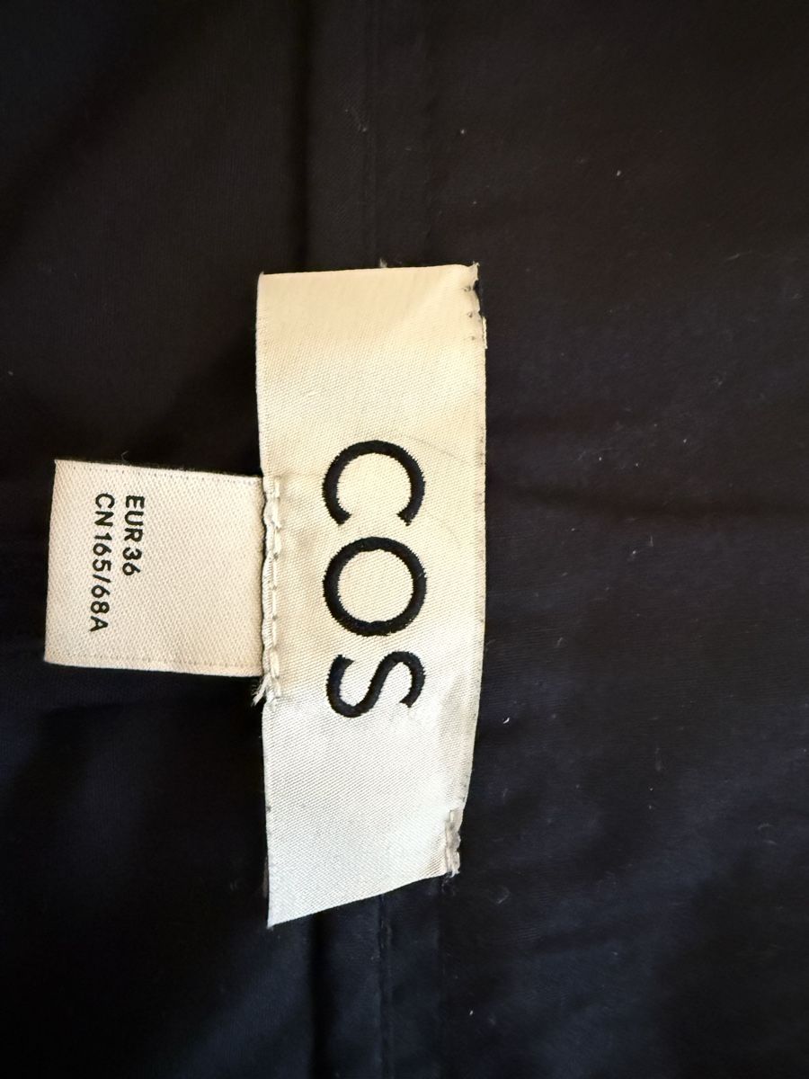 Cos Pantaloni: COS Sommerhose / schwarz/ Gr.36 – Usato da Zürich venduto da secondhandpassion 2