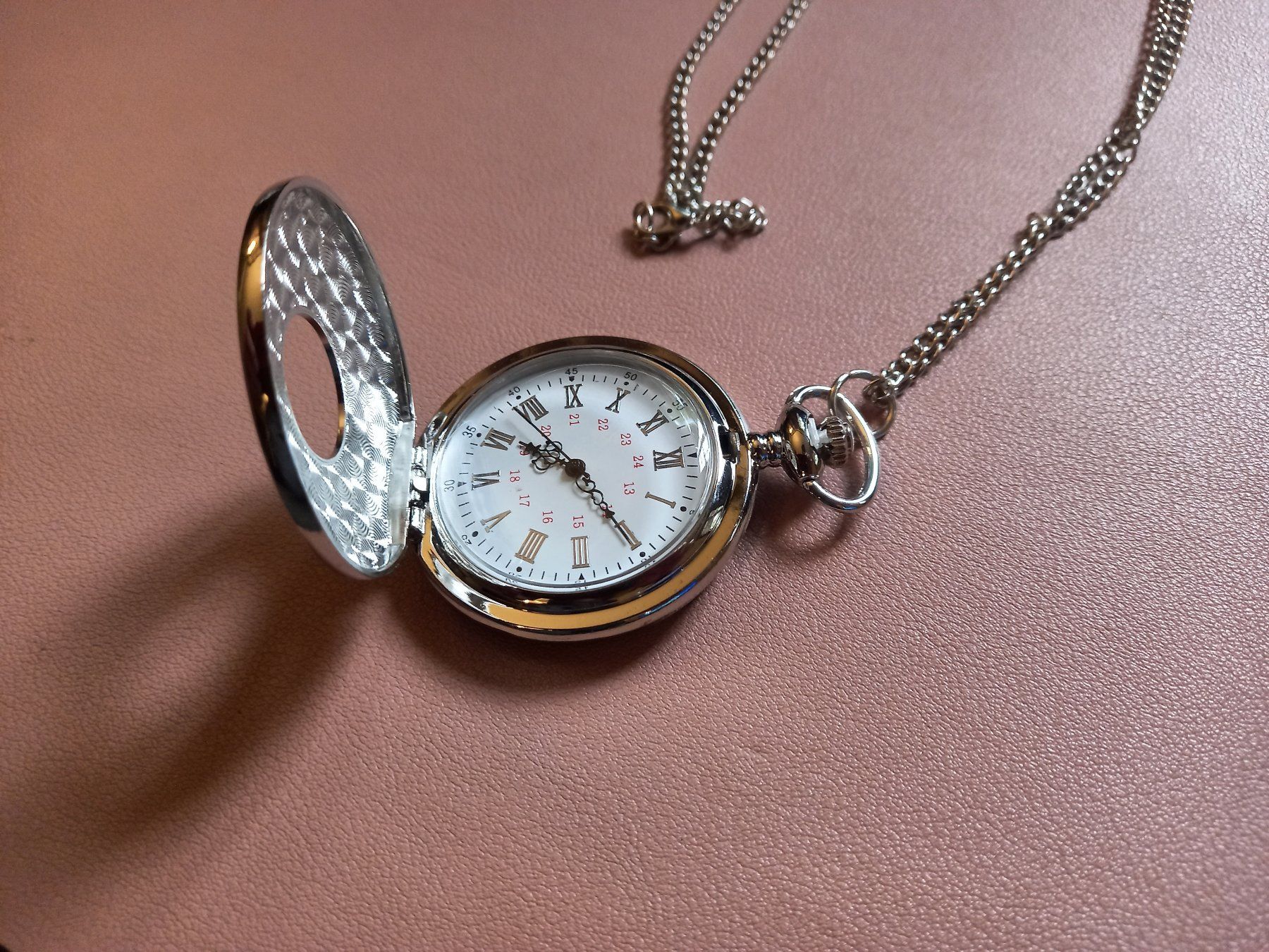Orologi: Taschenuhr im Retro-Stil - Montre de Poche – Nuovo e nell'imballaggio originale da Lausanne venduto da WATCH-WORLD