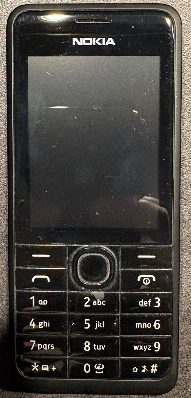 Nokia Telefoni cellulari / Smartphones: NOKIA Typ RM-840 Modell 301.1 mit Microsoft Mobile – Usato da Niederglatt ZH venduto da Ahead 4
