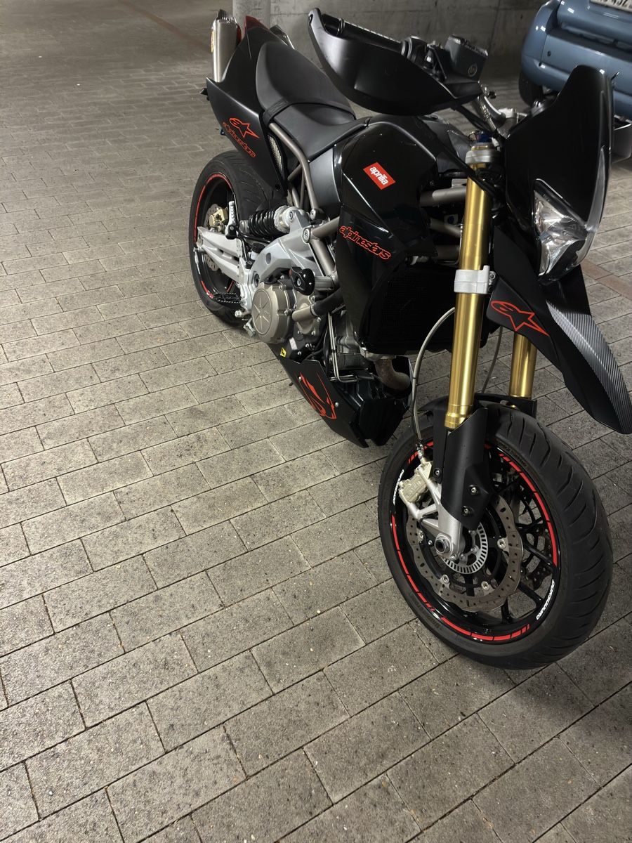 Aprilia Route: Aprilia dorsoduro 750 – D'occasion à Hermetschwil-Staff par emm_95z9