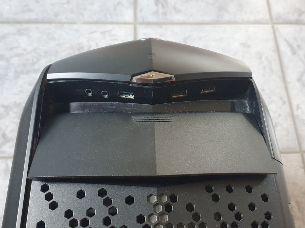 Alienware PC: DELL PC Alienware Aurora R-3 – Usato da Kreuzlingen venduto da LeslieBar 4