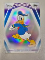 DONALD DUCK 2026 Topps Disney Neon Refractor #196 Disney