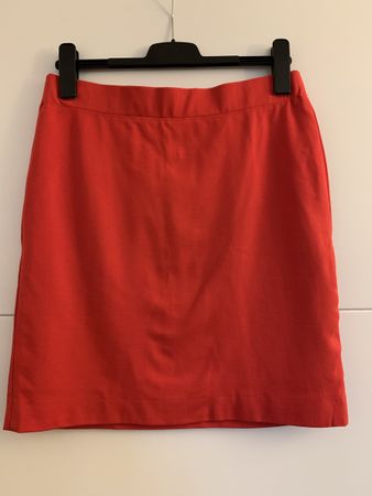 MARC CAIN Rock Gr. 38/40 rot Top Zustand
