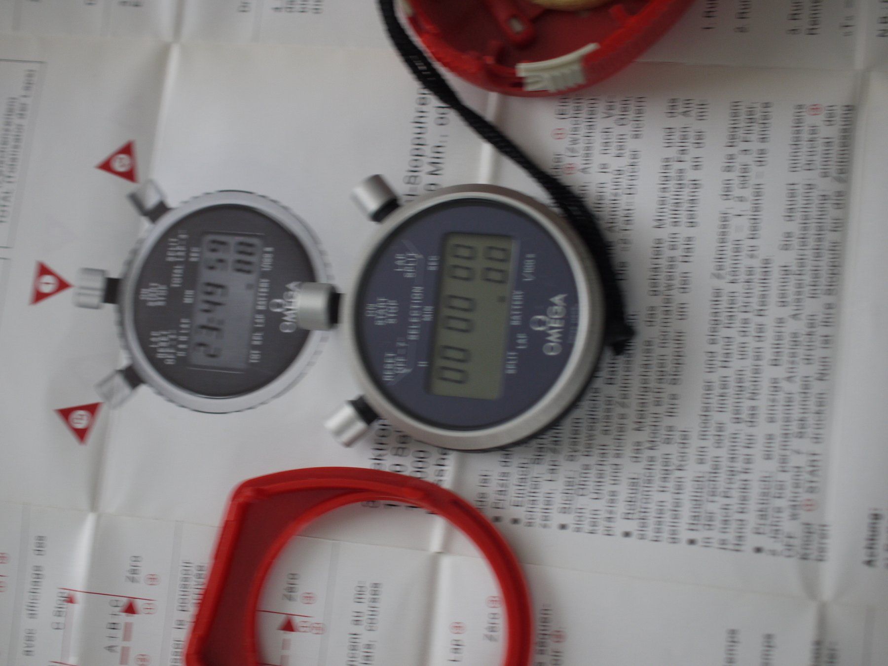 Omega Orologi: Omega Multifuntion LCD Quartz Electronic Stopwatch – Usato da Gross venduto da Retro20 4