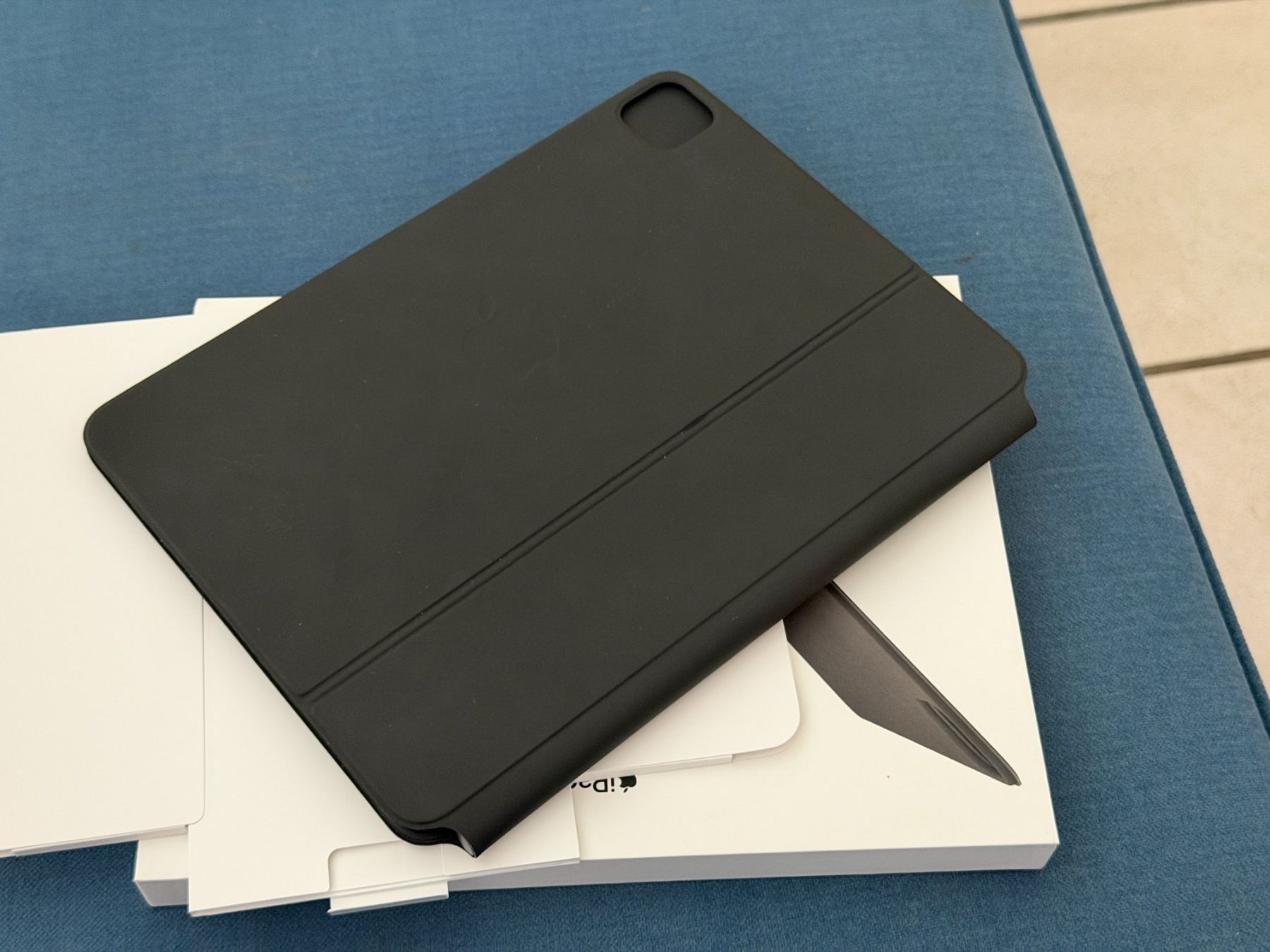 Apple Claviers: Magic Keyboard 11" iPad Pro (3. Generation) 2011 – D'occasion à Utzigen par patricksolver 2
