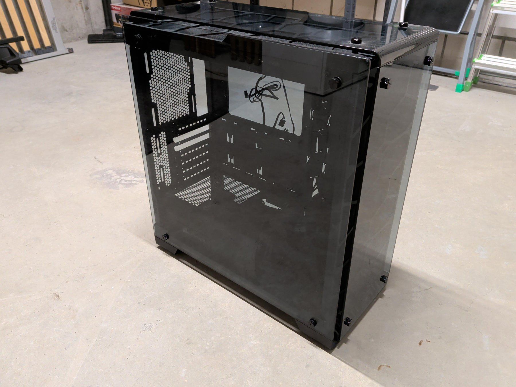 Corsair Custodie: Corsair Crystal 570X RGB PC Gehäuse – Usato da Kriessern venduto da Roman1224