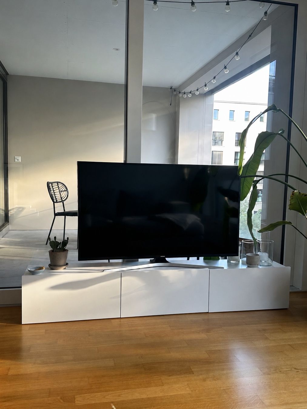 TV Möbel: TV Möbel weiss. – Gebraucht aus Zürich von ele21