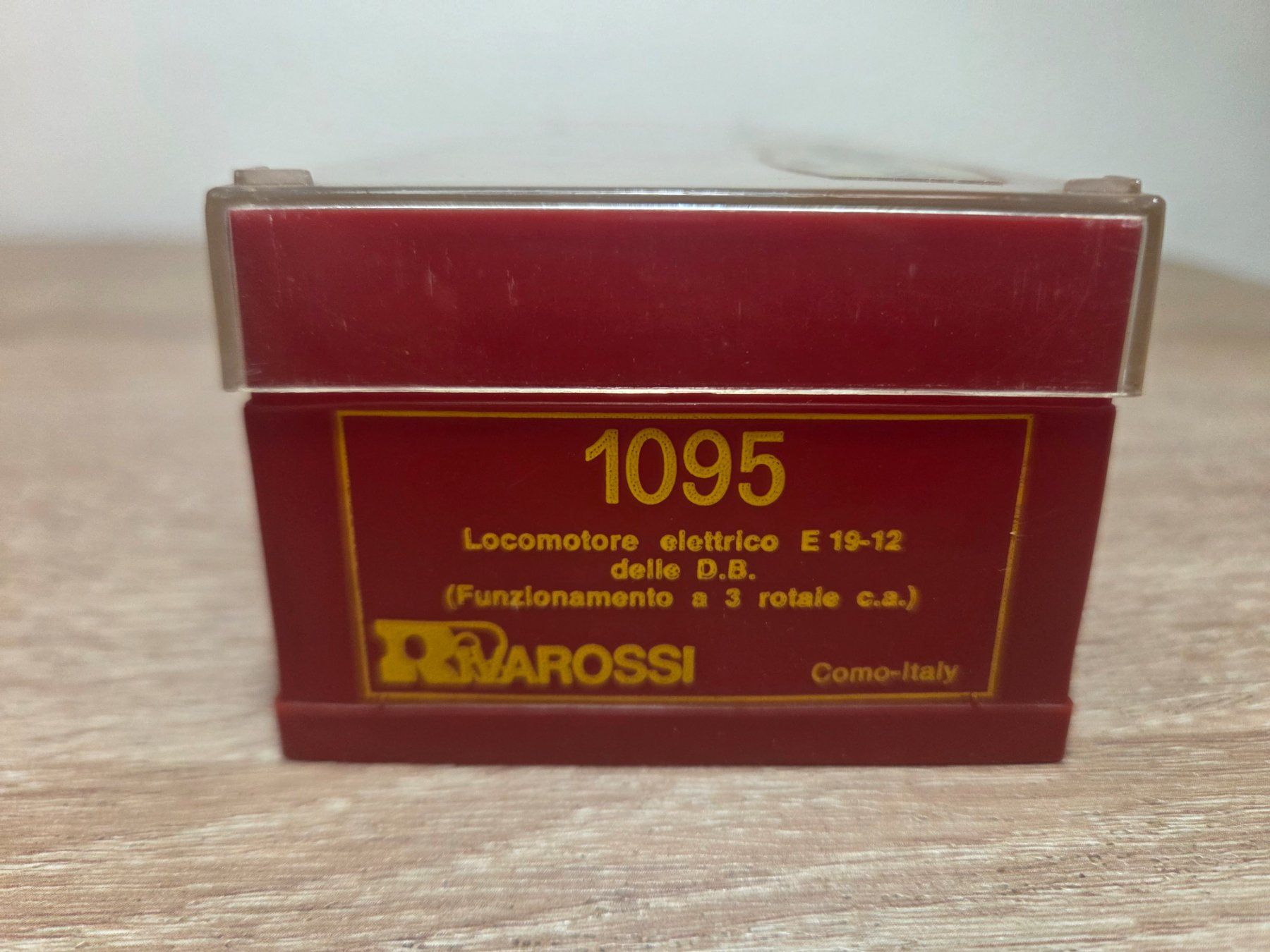 Rivarossi Modellini di ferrovie: Rivarossi 1095 E-Lok E19-12 DB H0 – Usato da St-Aubin-Sauges venduto da Lo_Go 7
